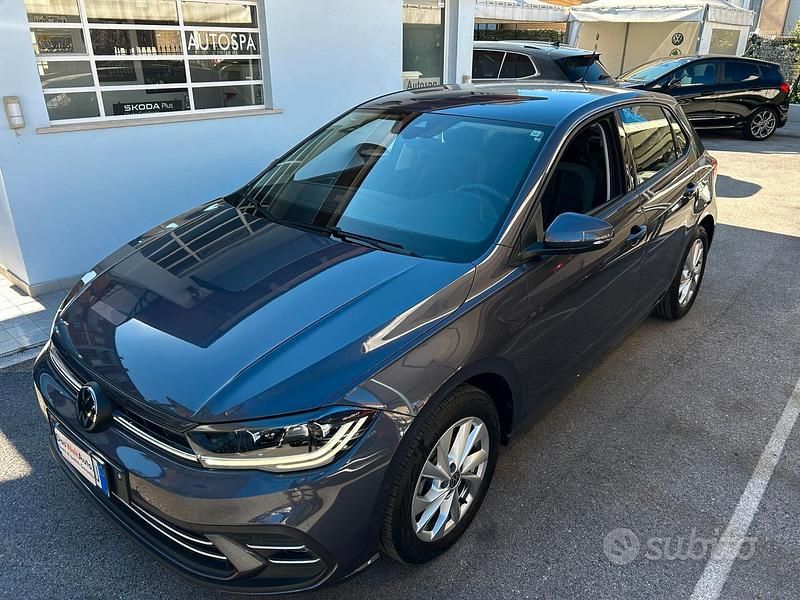 Occasion VW Polo Style 90 ch (66 kW) 2023 Gris Citadine