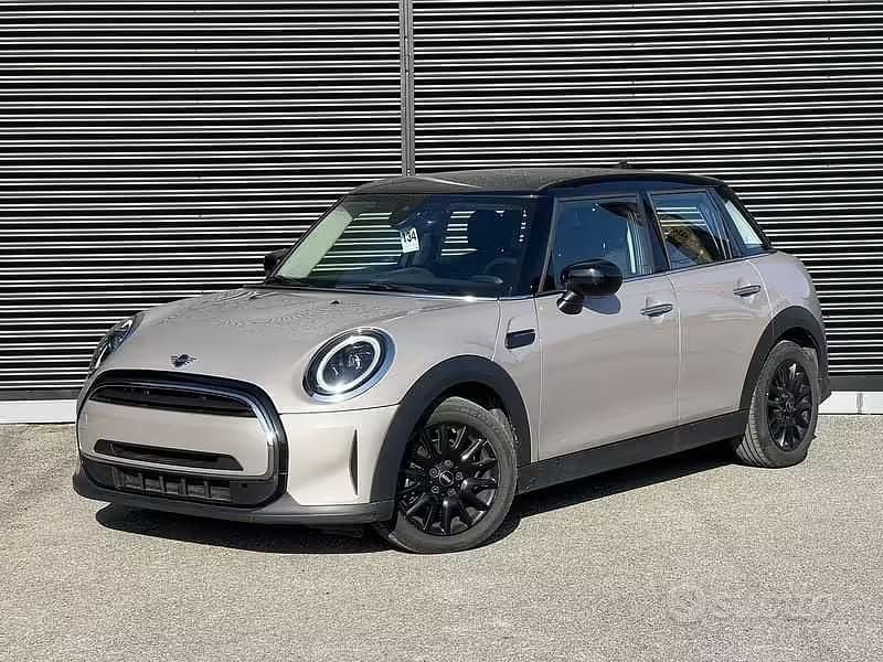 Occasion Mini Cooper 136 ch (100 kW) 2024 Gris Citadine