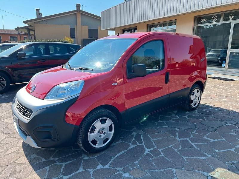 Usata Fiat Fiorino 95 CV (69 kW) 2019 Rosso Monovolume