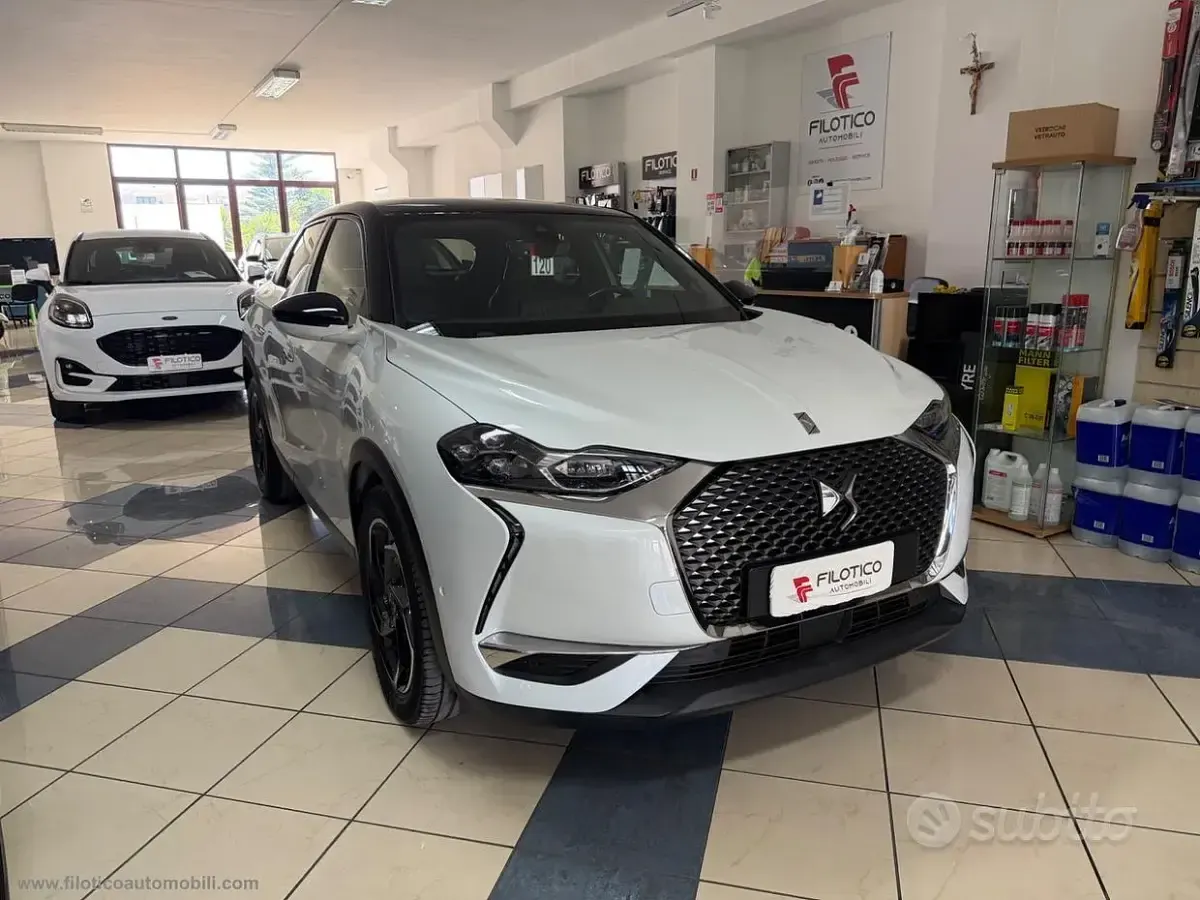Usata DS Automobiles DS3 Crossback Chic 131 CV (96 kW) 2021 Bianco SUV