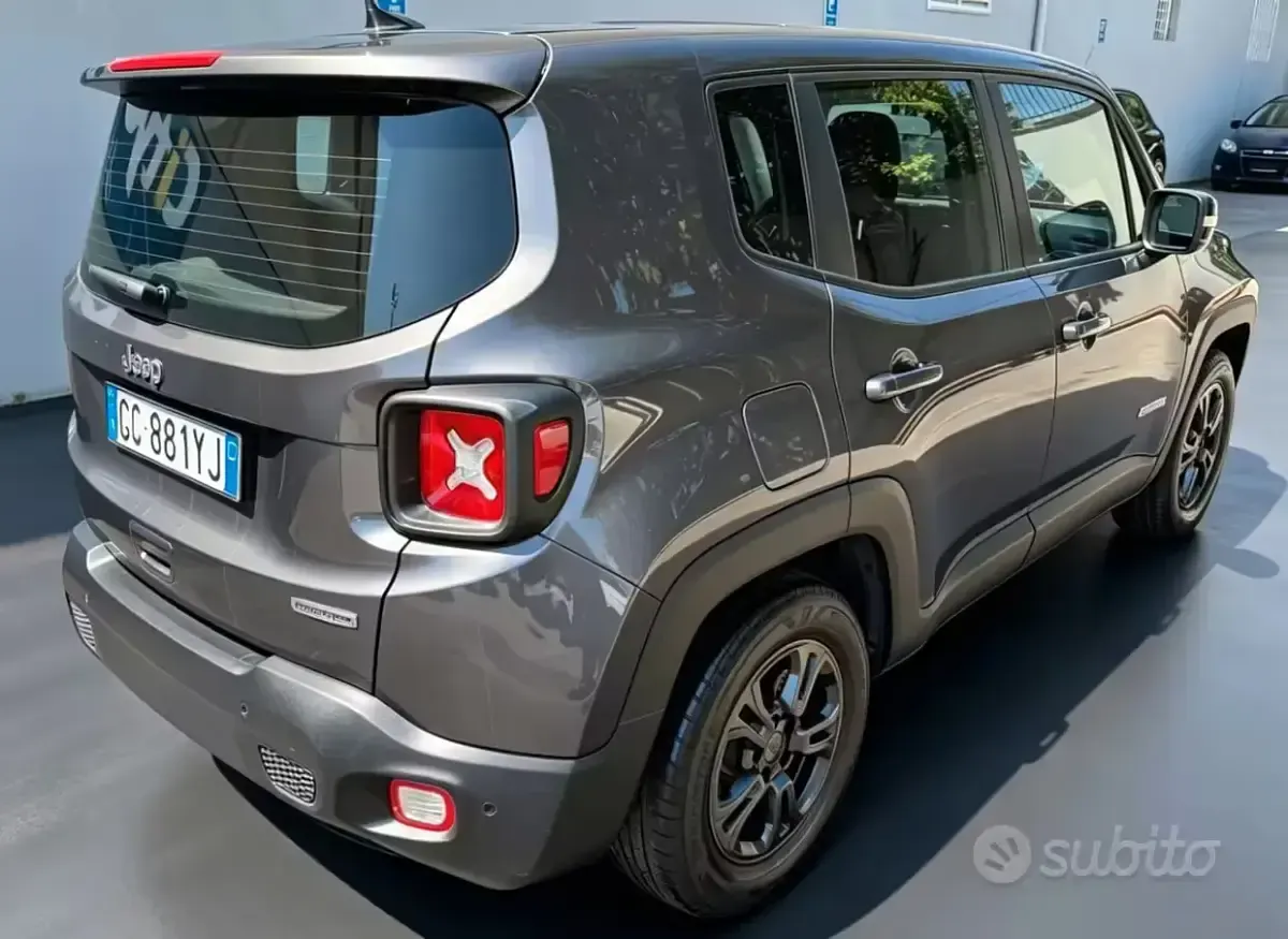 Usata Jeep Renegade Longitude 120 CV (88 kW) 2020 Grigio SUV