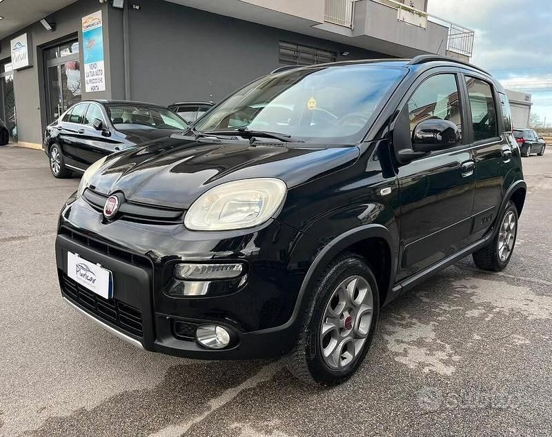 Usata Fiat Panda 4x4 75 CV (55 kW) 2014 Nero Utilitaria