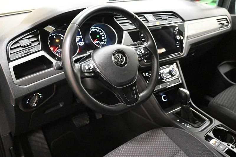 Usata VW Touran 116 CV (85 kW) 2018 Grigio Monovolume