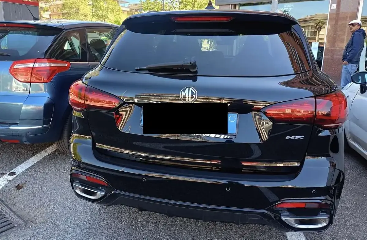 Usata MG HS Luxury 162 CV (119 kW) 2023 SUV
