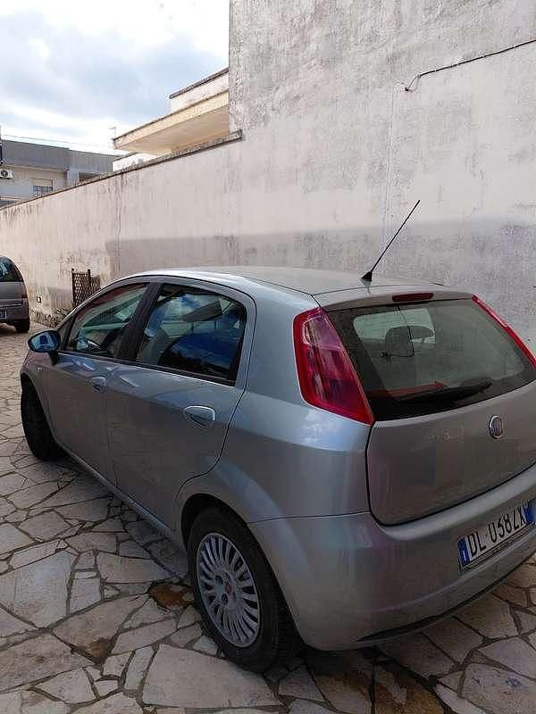 Usata Fiat Grande Punto 75 CV (55 kW) 2007 Utilitaria