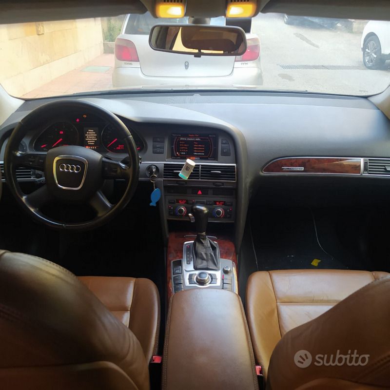 Usata Audi A6 240 CV (176 kW) 2005 Nero Station wagon