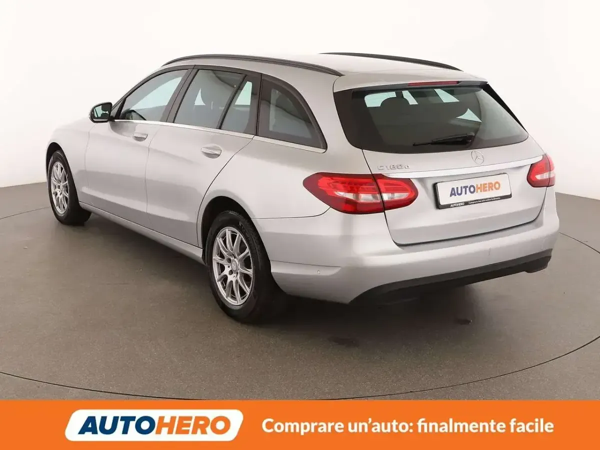 Usata Mercedes C180 Business 116 CV (85 kW) 2017 Argento Station wagon