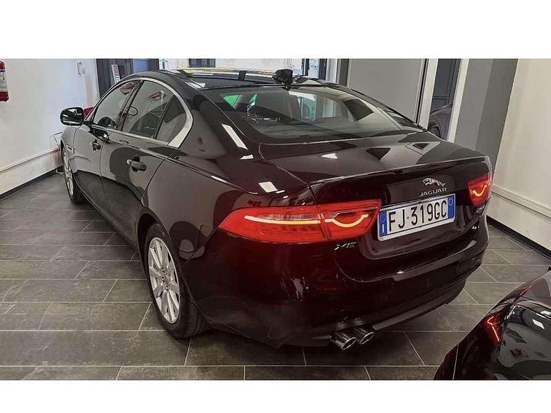 Usata Jaguar XE Business Edition 179 CV (131 kW) 2017 Berlina