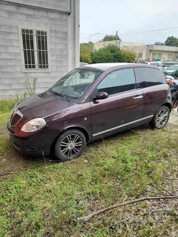 Usata Lancia Ypsilon 69 CV (50 kW) 2008 Utilitaria