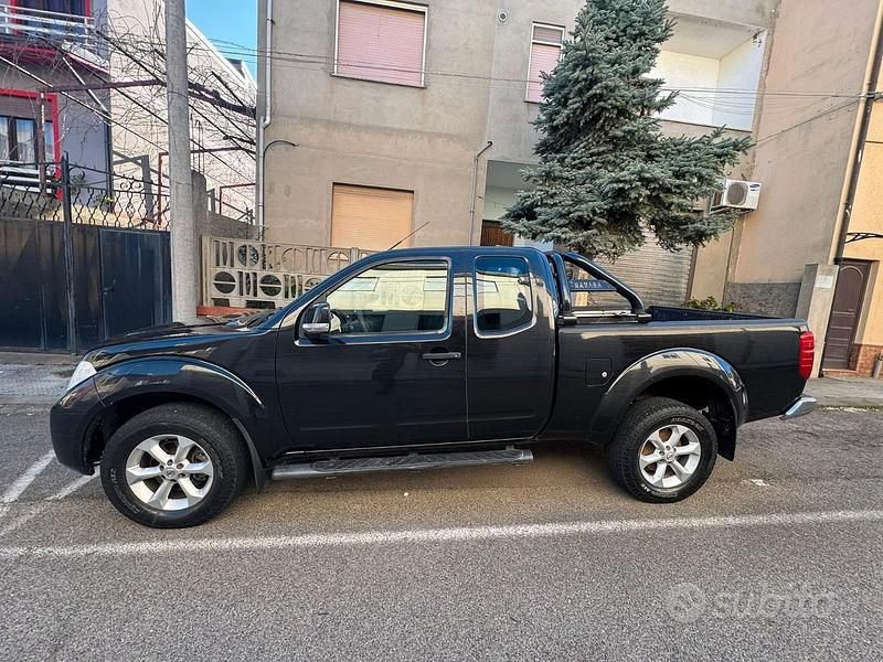 Usata Nissan Navara 190 CV (139 kW) 2011 Pick-up