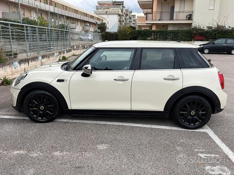 Occasion Mini Cooper 116 ch (85 kW) 2016 Citadine
