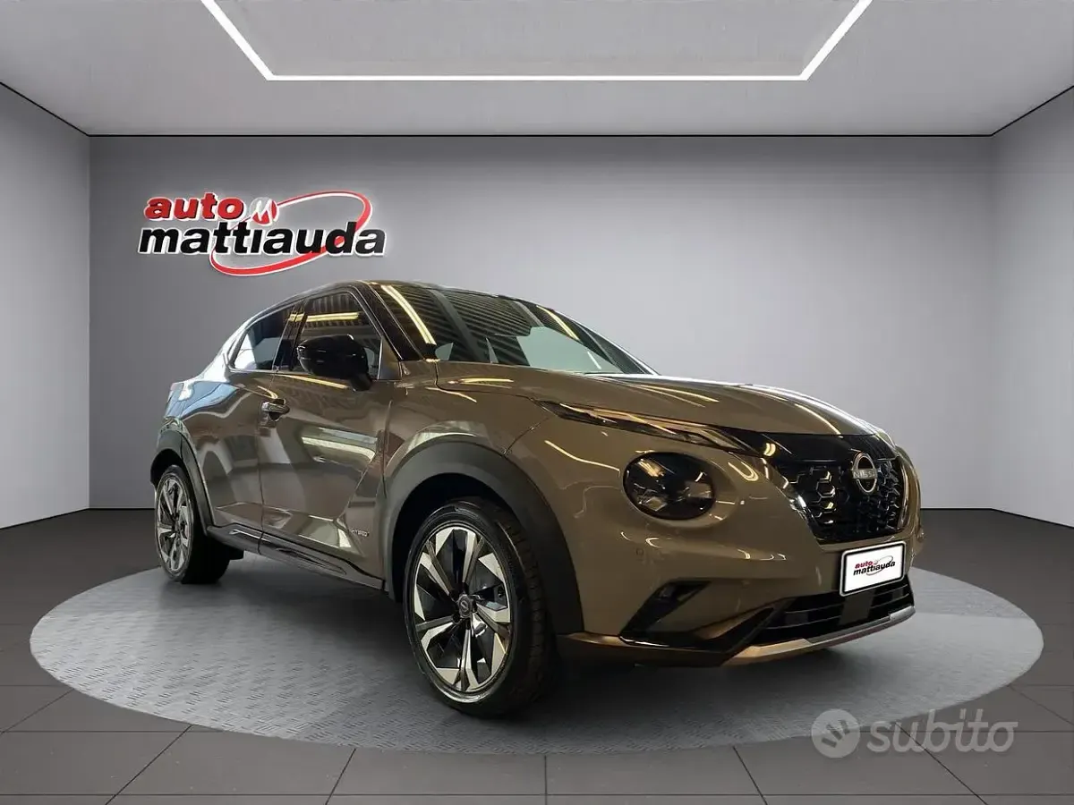 Usata Nissan Juke 143 CV (105 kW) 2025 Grigio ceramic SUV