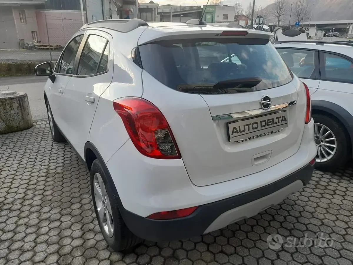 Usata Opel Mokka X 110 CV (80 kW) 2016 Bianco SUV
