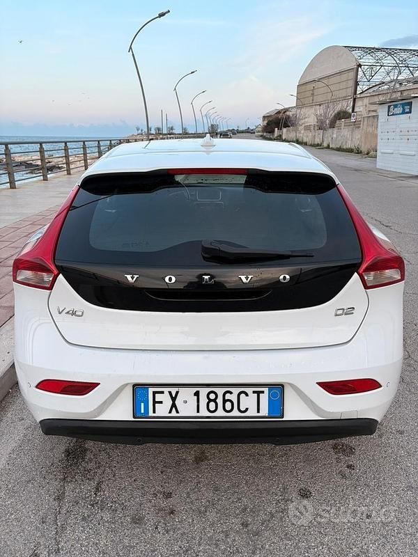 Usata Volvo V40 2016 Berlina