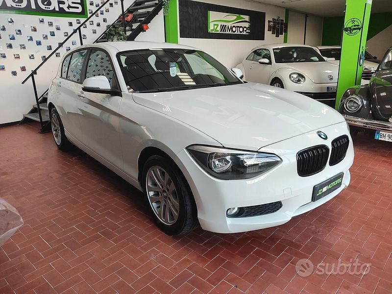 Usata BMW 118 143 CV (105 kW) 2011 Bianco Utilitaria