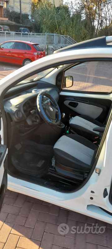 Usata Fiat Qubo Trekking 75 CV (55 kW) 2012 Bianco Monovolume