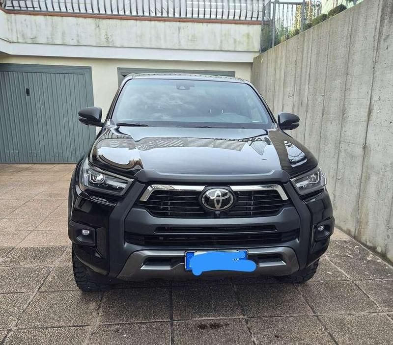 Usata Toyota HiLux 204 CV (150 kW) 2022 Pick-up