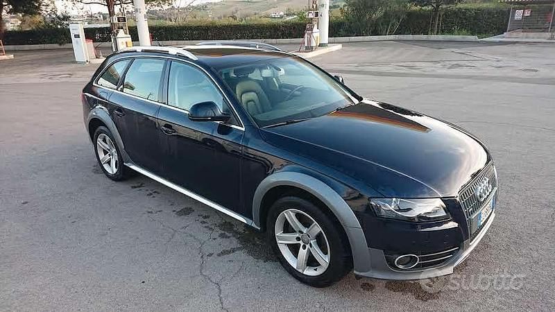 Usata Audi A4 Allroad Advanced 240 CV (176 kW) 2011 Blu Station wagon