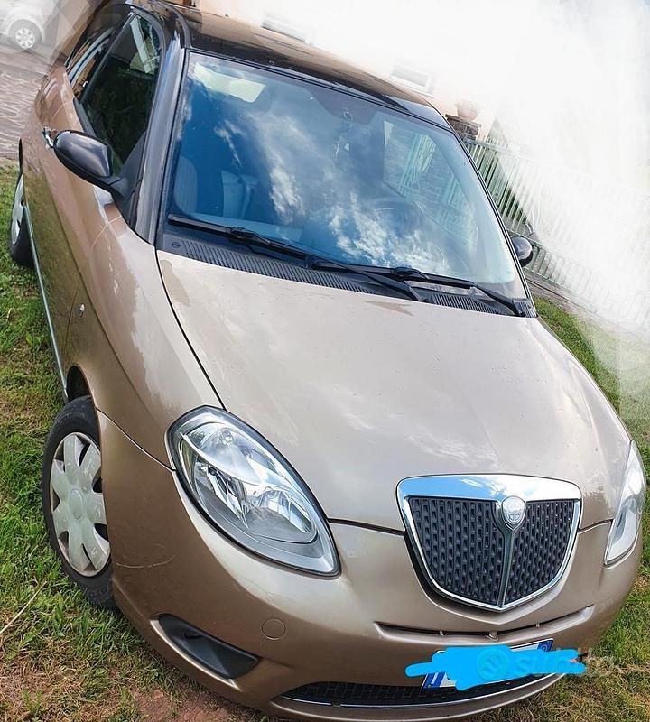 Usata Lancia Ypsilon 95 CV (69 kW) 2007 Marrone Utilitaria