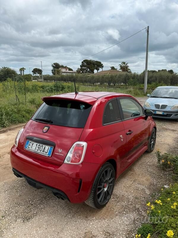 Usata Abarth 500 Custom 135 CV (99 kW) 2014 Rosso Utilitaria