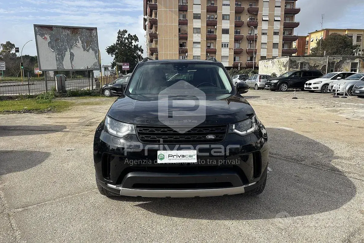 Usado Land Rover Discovery 5 HSE 241 HP (177 kW) 2020 Preto SUV