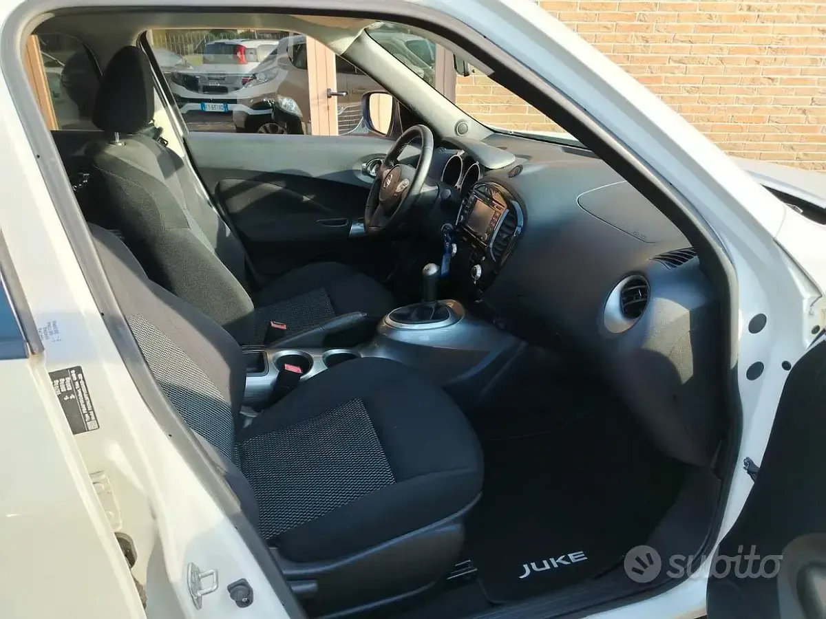 Usata Nissan Juke Acenta 116 CV (85 kW) 2018 Bianco SUV