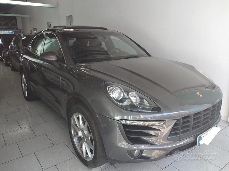 Usata Porsche Macan 250 CV (183 kW) 2015 Grigio SUV
