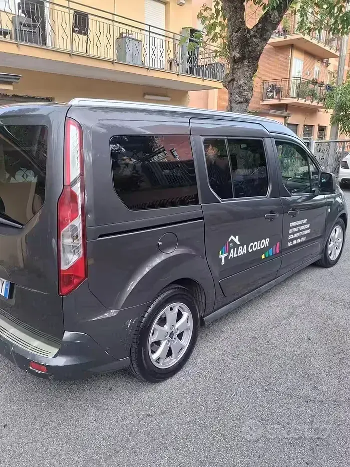Usata Ford Tourneo Connect 120 CV (88 kW) 2016 Grigio Monovolume