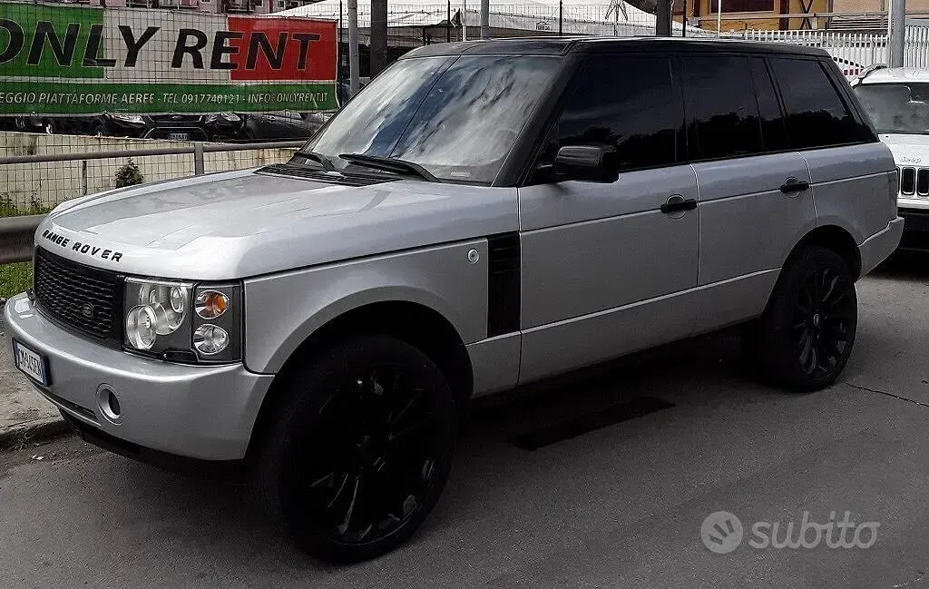 Usata Land Rover Range Rover Vogue 177 CV (130 kW) 2004 Grigio SUV
