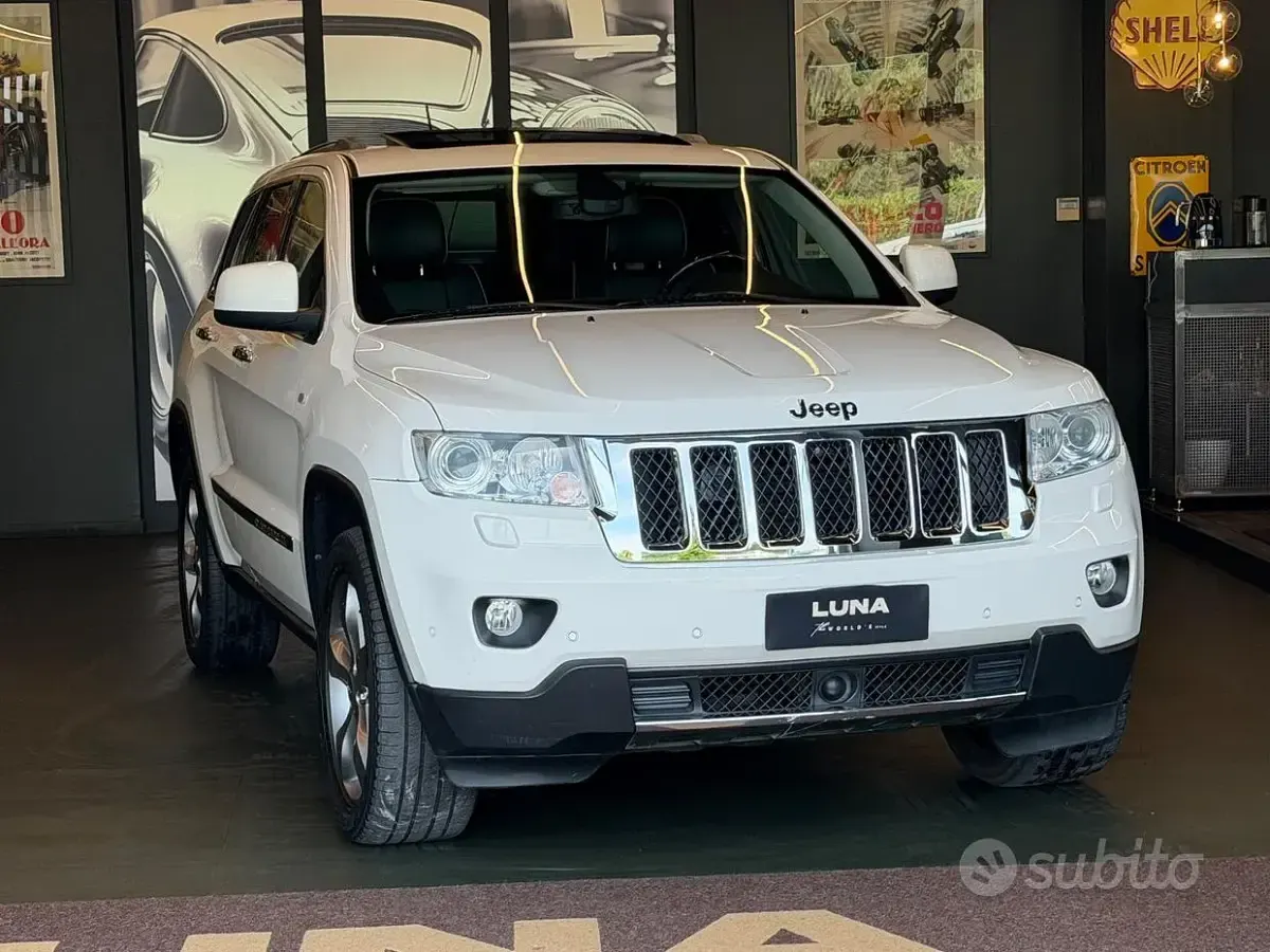 Usata Jeep Grand Cherokee Overland 241 CV (177 kW) 2013 SUV