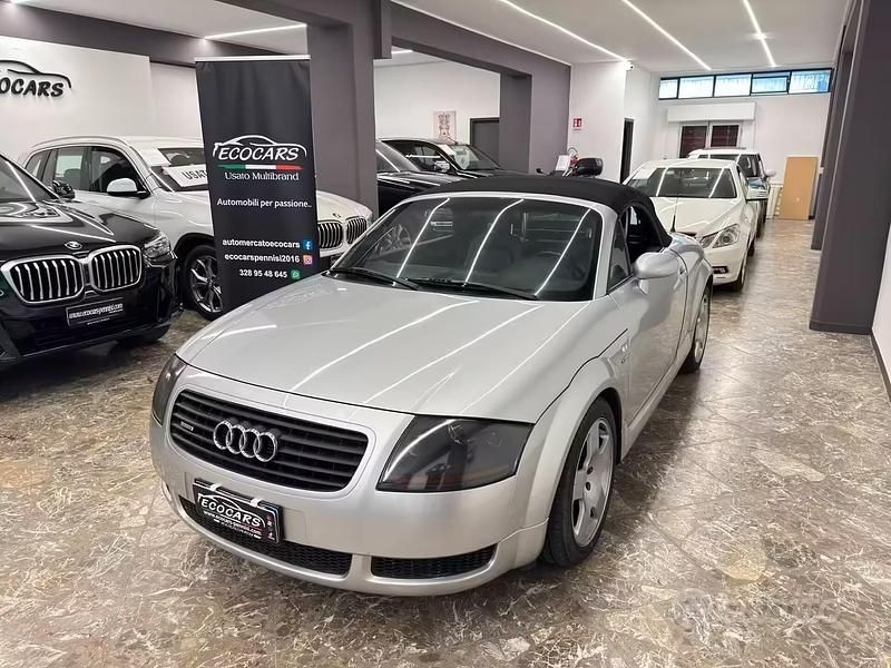 Usata Audi TT Roadster 225 CV (165 kW) 1999 Grigio Cabrio