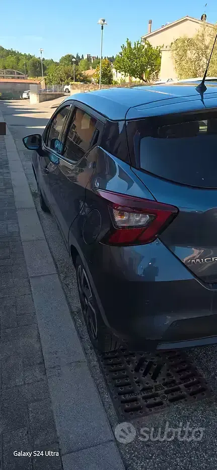 Usata Nissan Micra 92 CV (67 kW) 2022 Grigio Utilitaria