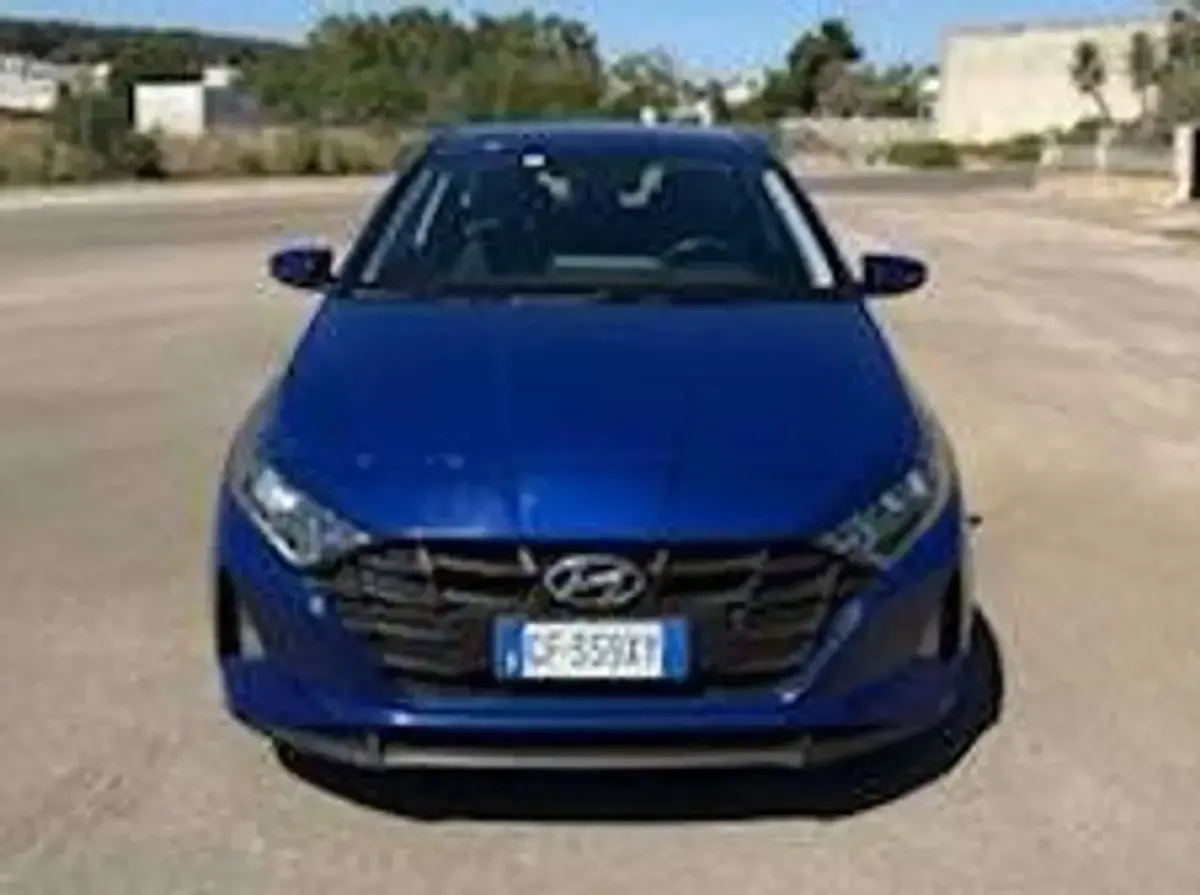 Usata Hyundai i20 83 CV (61 kW) 2021 Blu/azzurro Utilitaria