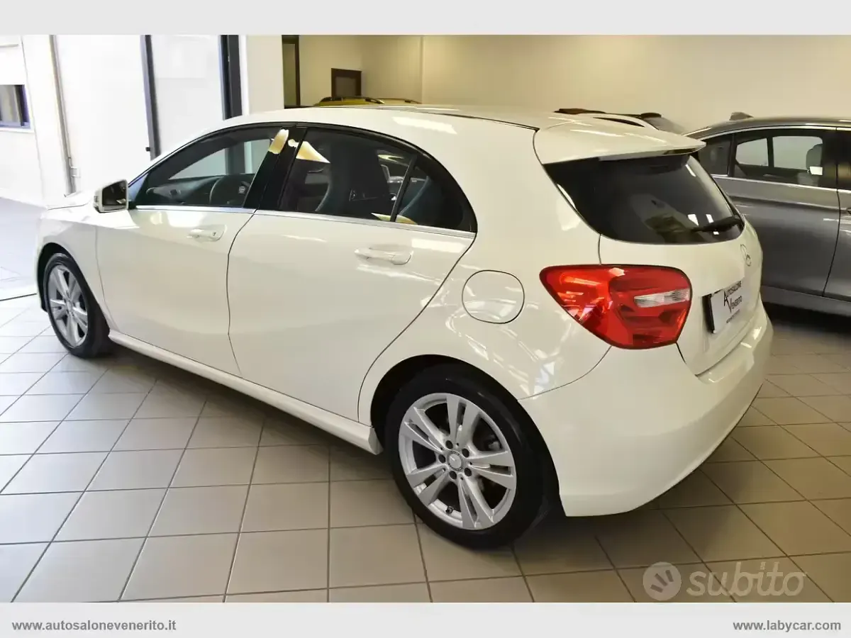 Usata Mercedes A160 90 CV (66 kW) 2014 Bianco Berlina