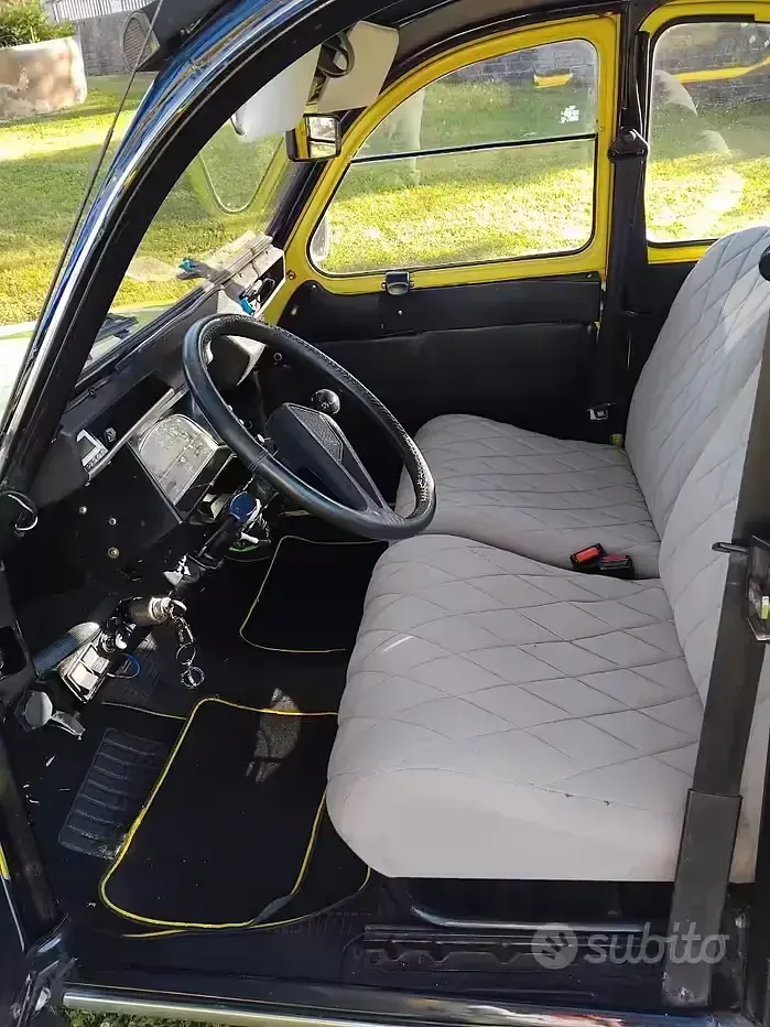 Occasion Citroën 2CV 29 ch (21 kW) 1983 Jaune Berline