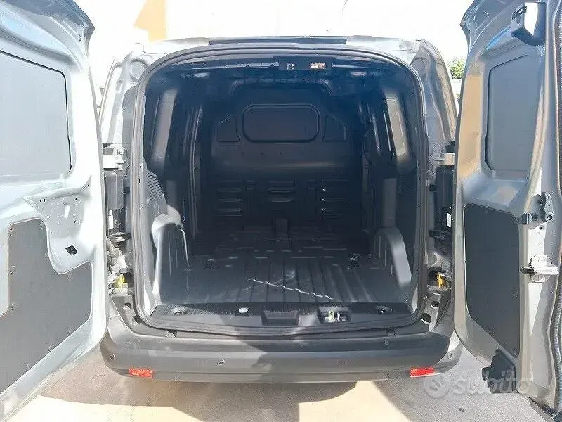 Nuova Ford Transit Trend 101 CV (74 kW) 2025 Grigio Furgone