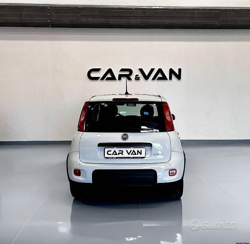 Usata Fiat Panda S 70 CV (51 kW) 2024 Bianco Berlina