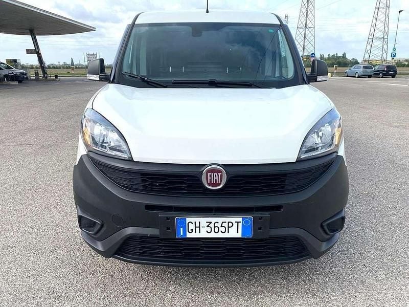 Usata Fiat Doblò Business 105 CV (77 kW) 2021 Bianco Monovolume