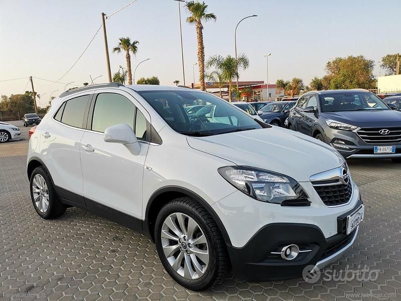 Usata Opel Mokka Cosmo 140 CV (102 kW) 2015 Bianco SUV