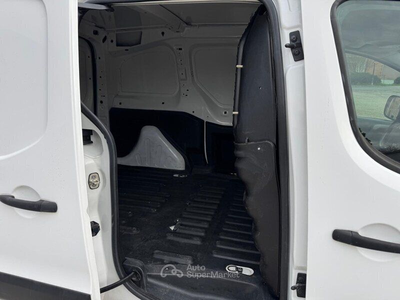 Usata Citroën Berlingo 99 CV (72 kW) 2018 Bianco Monovolume