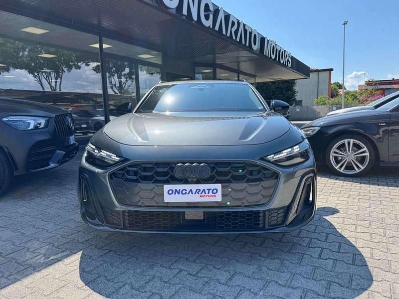 Nuova Audi A5 S-Line 204 CV (150 kW) 2025 Grigio Station wagon