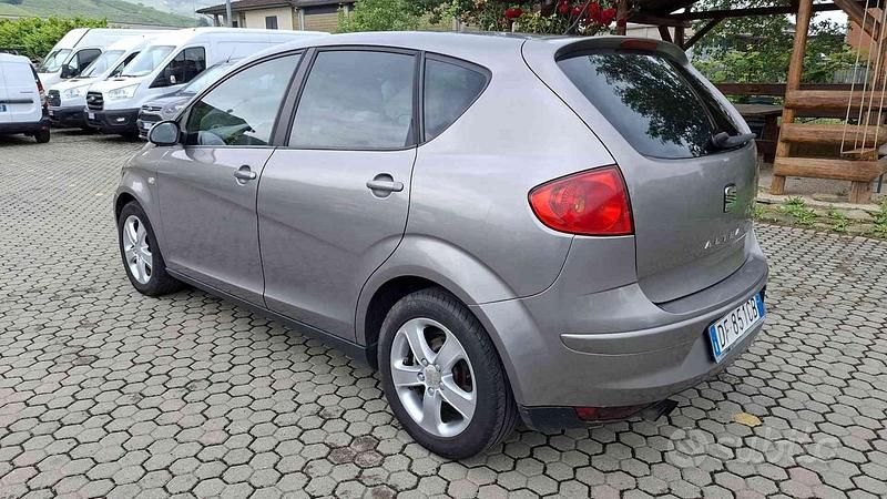 Usata Seat Altea 140 CV (102 kW) 2006 Antracite Monovolume