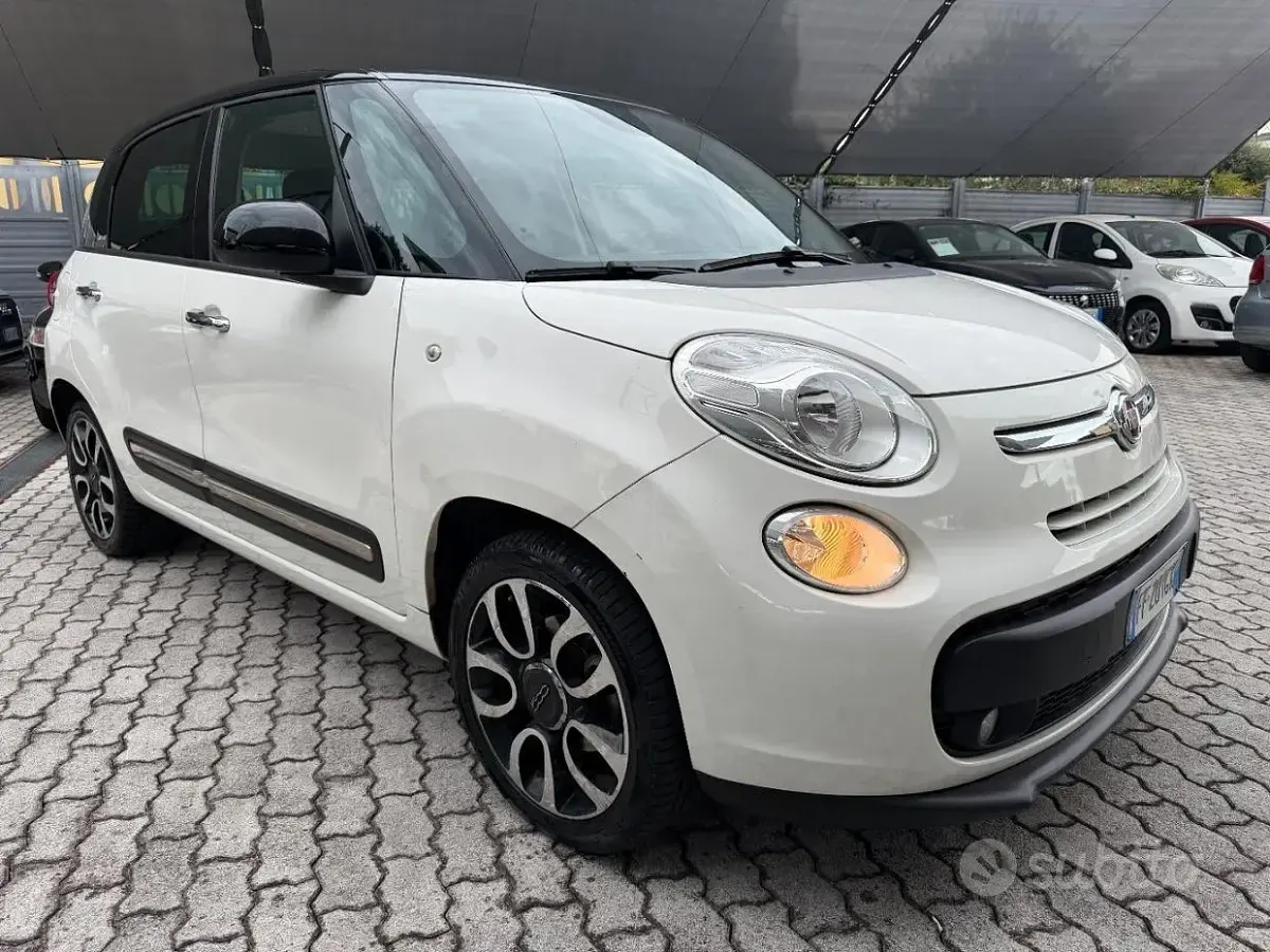 Usata Fiat 500L Lounge 95 CV (69 kW) 2016 Bianco Monovolume