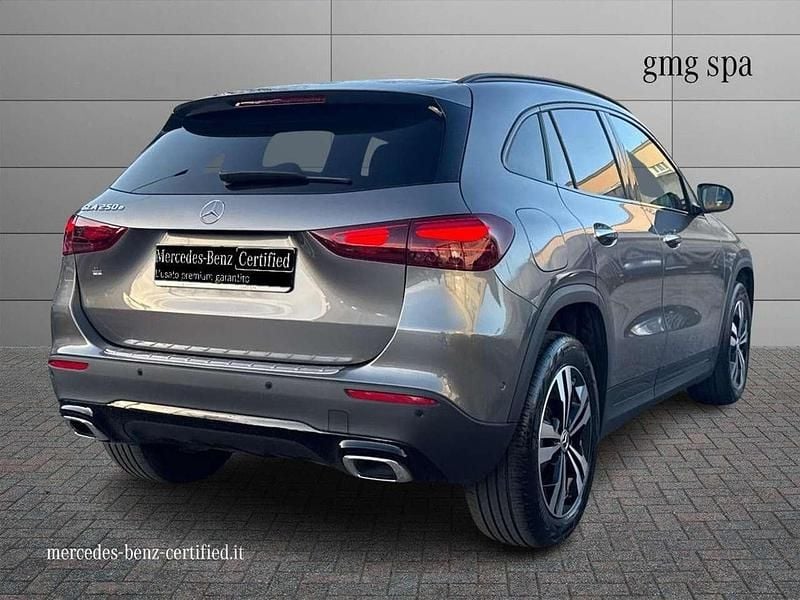 Usata Mercedes GLA250 Advanced Plus 218 CV (160 kW) 2025 Grigio SUV