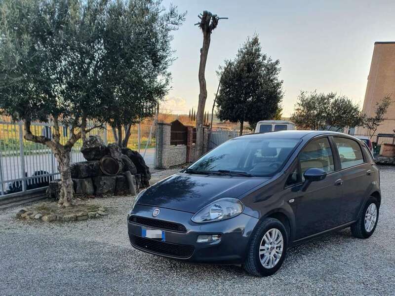 Usato 2012 Fiat Grande Punto 1.2 Diesel 75 CV (3.700 €)