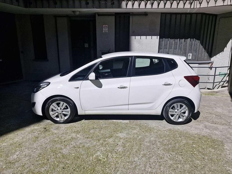 Usata Hyundai ix20 90 CV (66 kW) 2013 Bianco Utilitaria