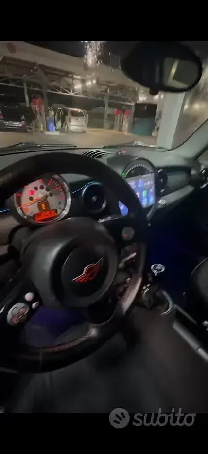 Usata Mini Cooper 109 CV (80 kW) 2009 Nero Utilitaria