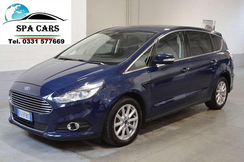 Usata Ford S-MAX Titanium 150 CV (110 kW) 2016 Blu/azzurro Monovolume