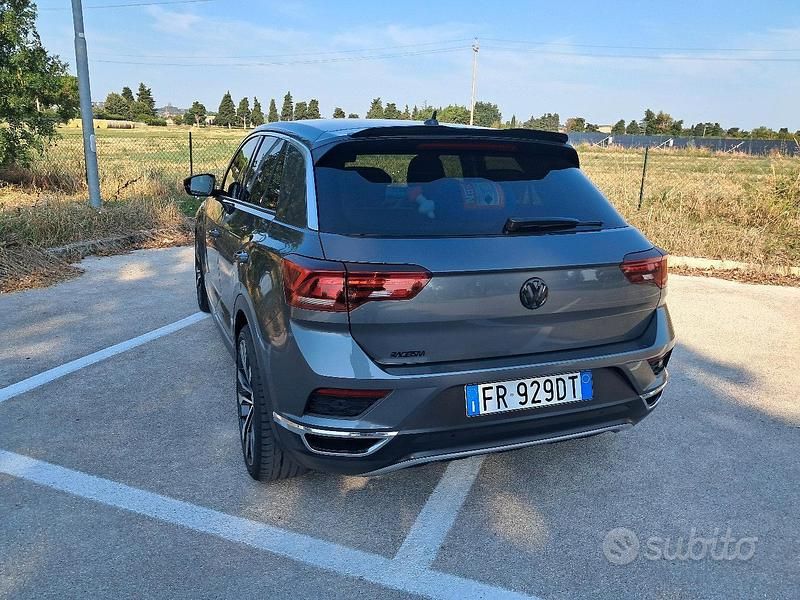 Usata VW T-Roc Advance 116 CV (85 kW) 2018 Grigio SUV