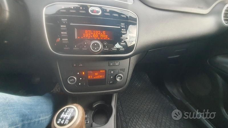 Usata Fiat Punto Evo S 95 CV (69 kW) 2010 Blu Utilitaria
